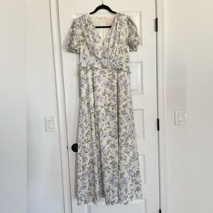 Gal Meets Glam Cassidy Cream Maxi Dress with Lavender Floral Print